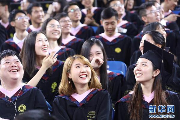 唏嘘！32岁胖虎无人要，曼联宣告清洗失败：沙特球队都看不上他！