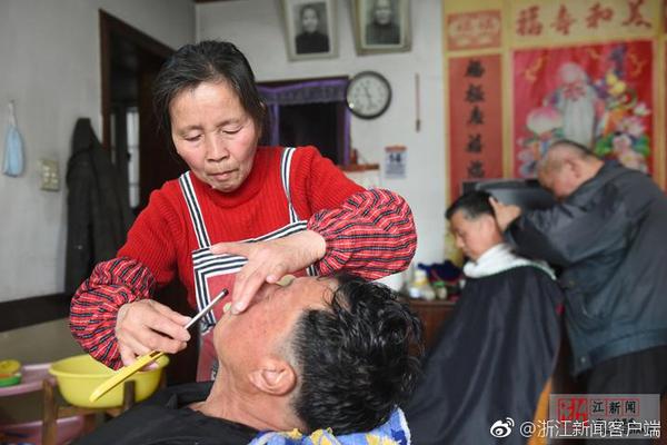 卡拉格:不敢信切尔西5000万买托雷斯 他们被坑了